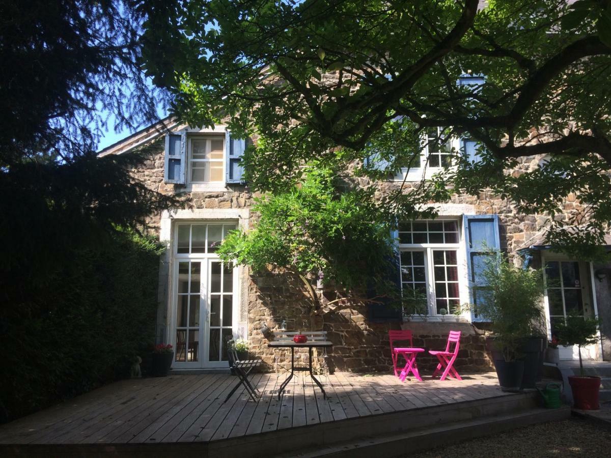 Maison de vacances, Gîte Le vieux Logis à Profondeville Esterno foto